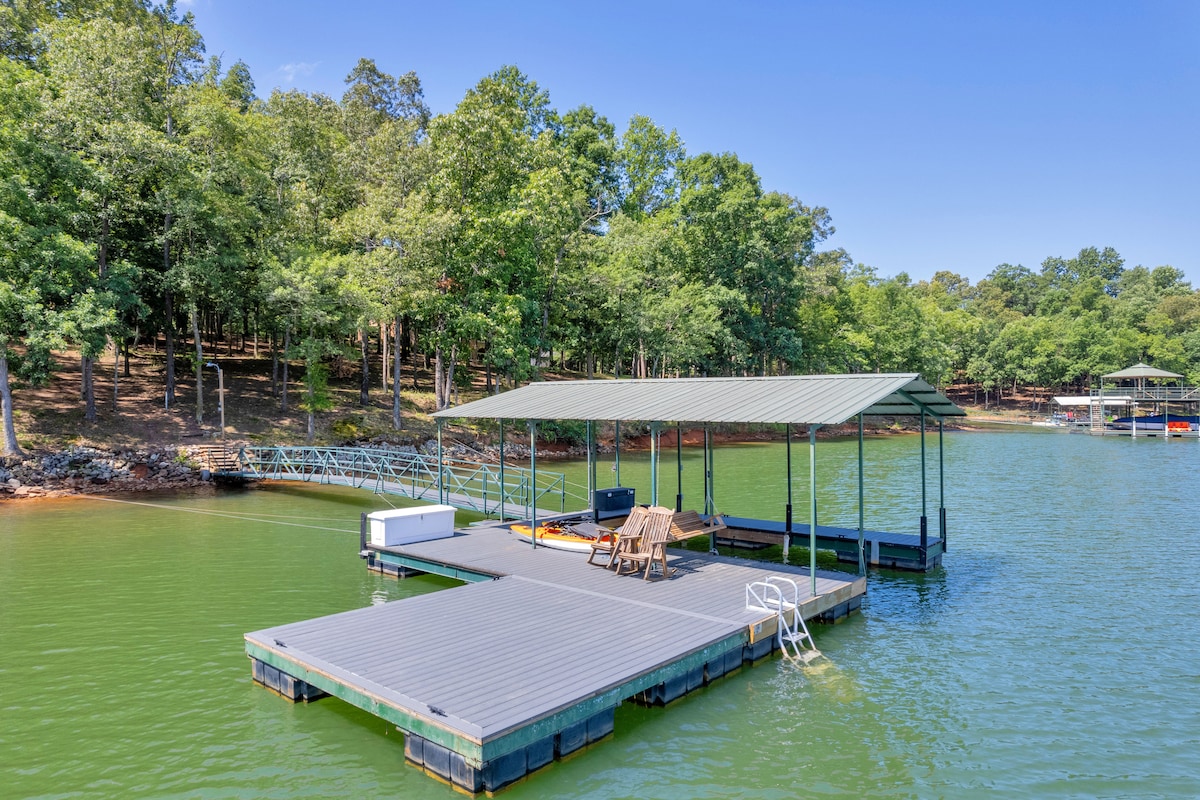 Lake Hartwell Waterfront Home with Dock